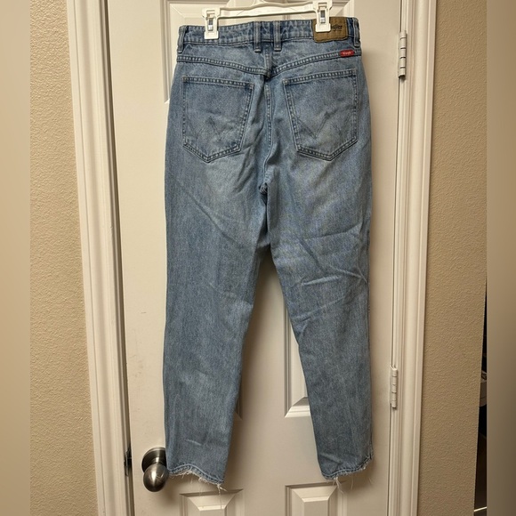 Women’s Wrangler Jeans for Urban Outfitters Drew size 28 - Picture 3 of 4